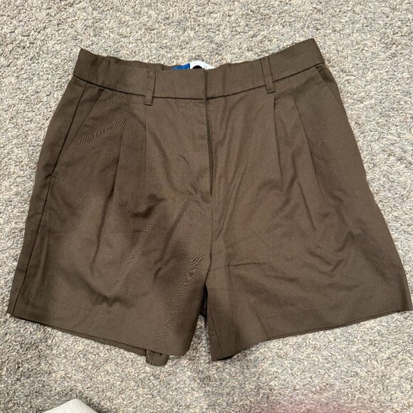 Old Navy Extra High-Rise Taylor Shorts | Adjustable Waist | Size M | Khaki Green - Picture 1 of 5